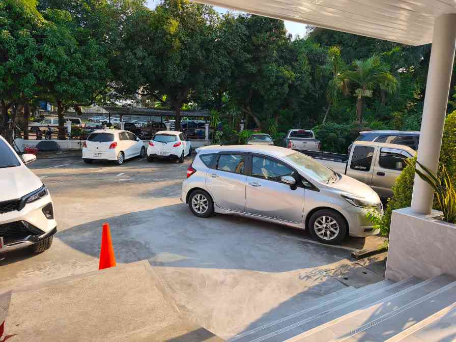 ห้องพักรายเดือน Amina Residence นนทบุรี