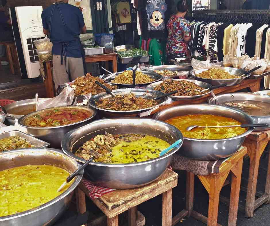ท่าพรานนก _ วังหลัง (N10 Wang Lang) ตลาดของกิน ซูชิวังหลัง, ขนมปังวังหลัง),