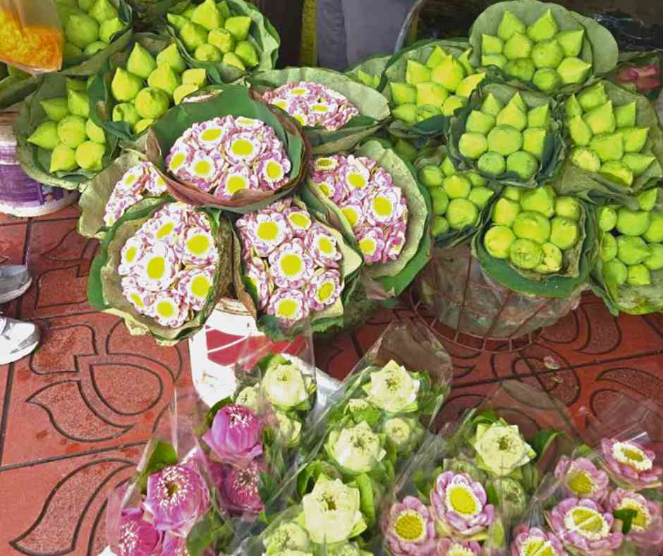 ท่าราชินี (N7 Rajinee) ปากคลองตลาด (Flower Market), ชม มิวเซียมสยาม (Museum of Siam) (2)