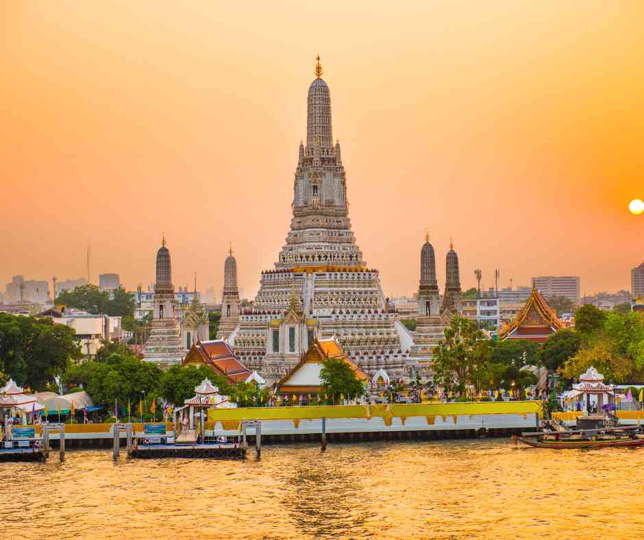 คู่มือเที่ยวริมน้ำเจ้าพระยา พร้อมแนะนำที่พักใกล้ท่าน้ำนนท์