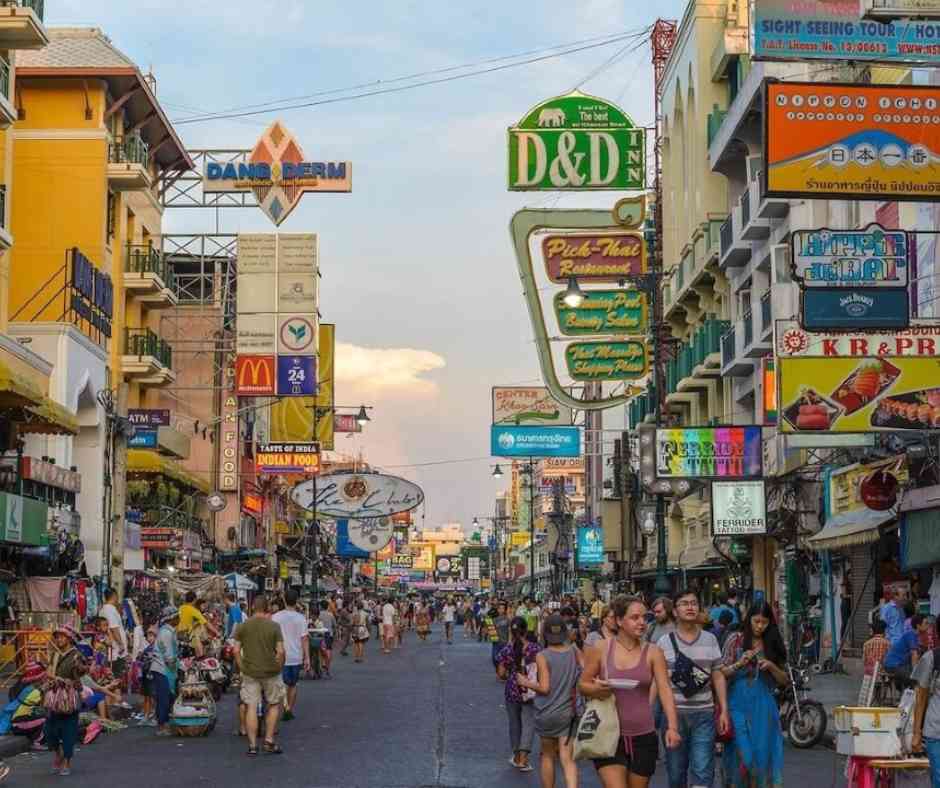 เที่ยวถนนข้าวสาร ด้วยเรือด่วน จากท่าน้ำนนท์